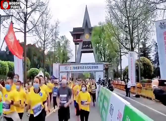 Video :In an effort to combat the coronavirus, China arranges a mini marathon